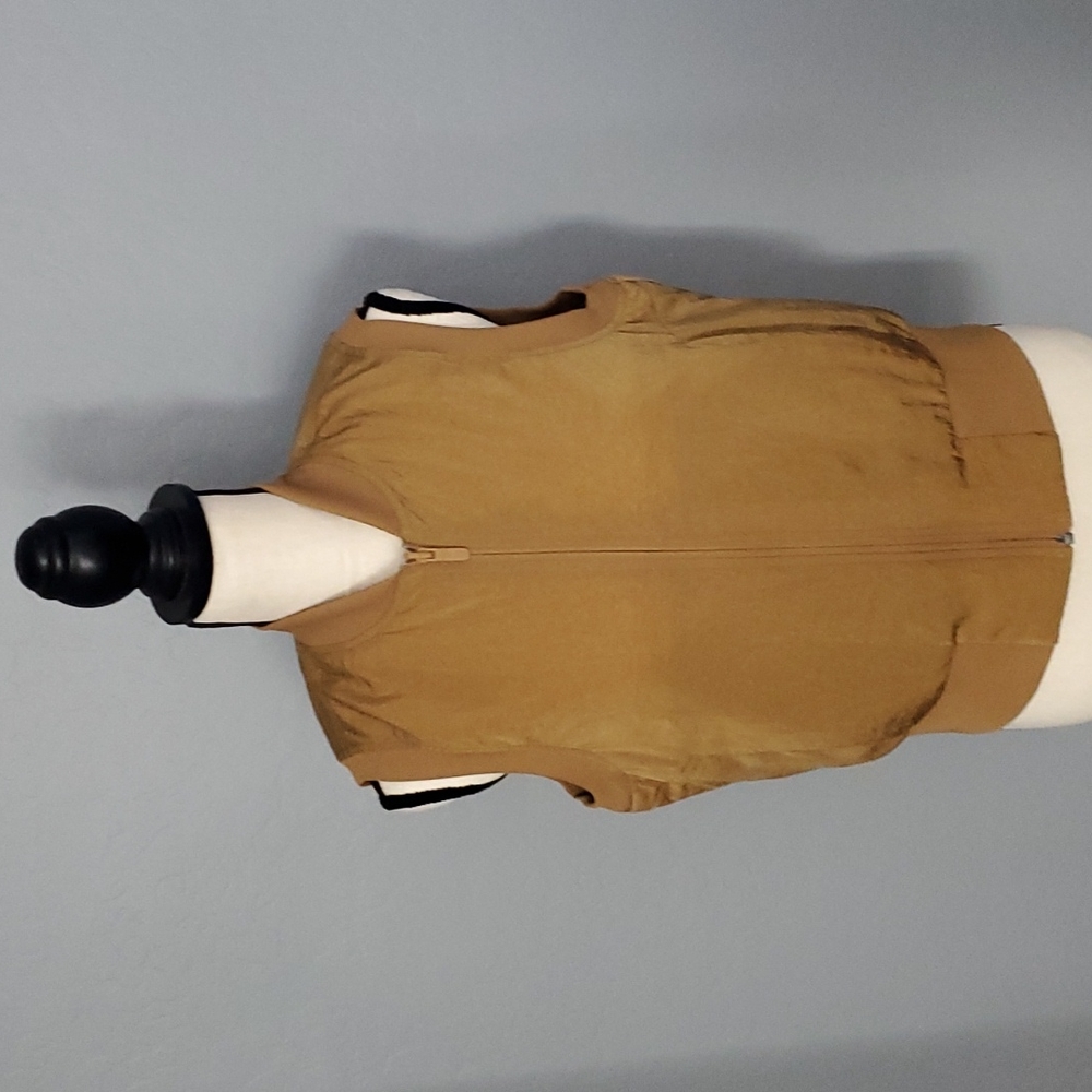 Lululemon Mustard Nylon Vest